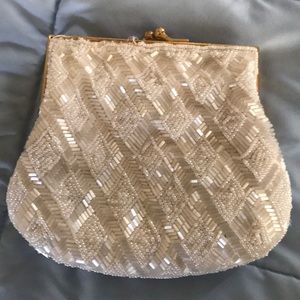 Cream purse